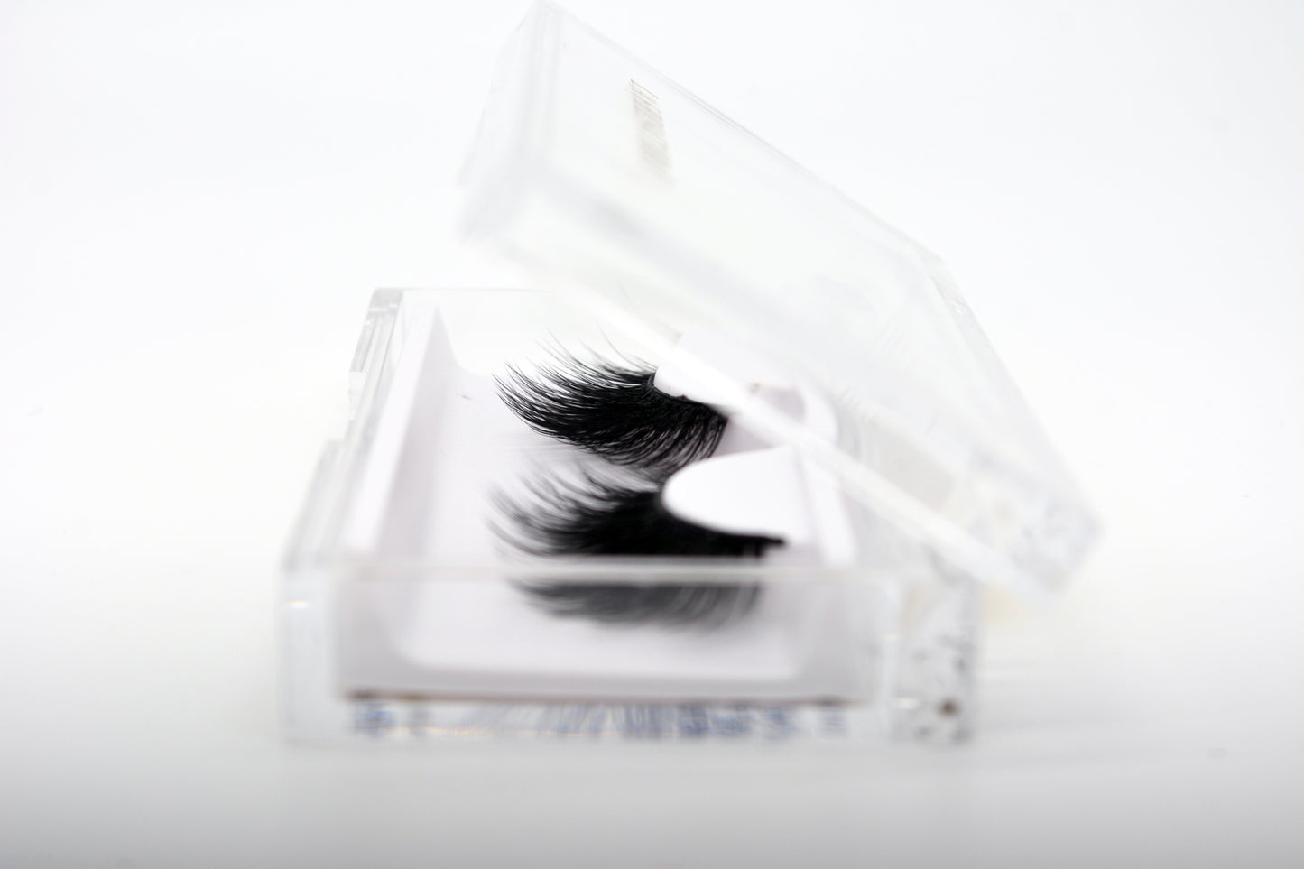 Selena 3D Silk Mink Eyelashes